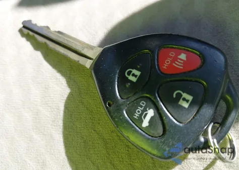 2011 Toyota Camry Le from USA, damaged, VIN 4T1BF3EK0BU584541